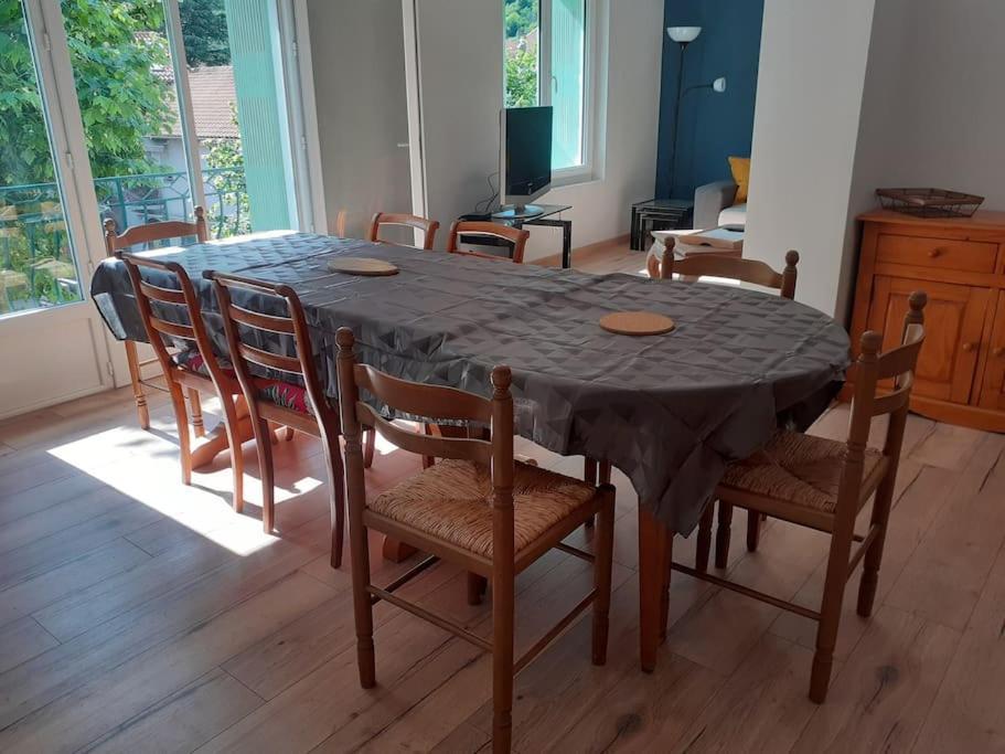 Loue Appartement Duplex De 90M2 Refait A Neuf Villefort  Exteriér fotografie